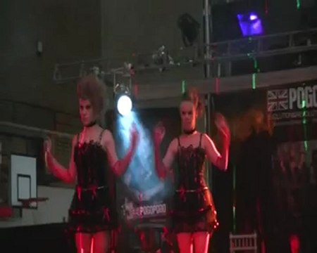 V'Axel coiffeur Mode Beauté Esthétique