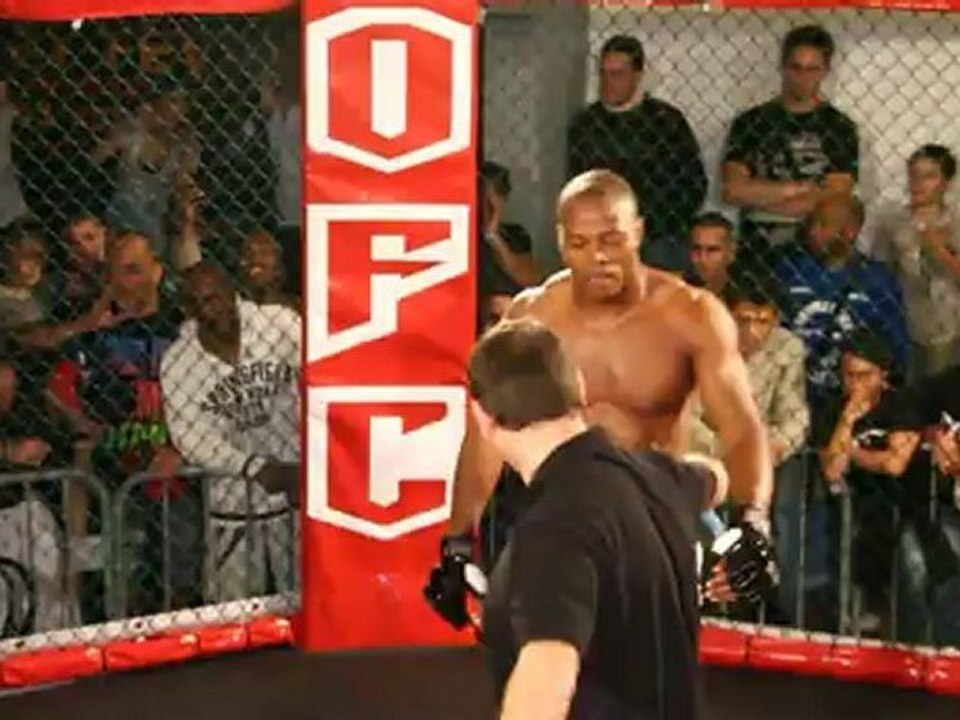 Chanoine Fleurvil (snake Team) vs Rogeau Bernard (Kamikaze Reunion)  -94kg