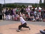FETE DE LA FAMILLE A PEUGEOT VESOUL : L'ENTHOUSIASME DES DANSEURS DE HIP-HOP