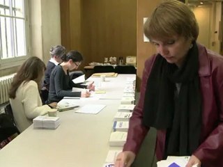 بدء الدورة الاولى للانتخابات التشريعية في فرنسا