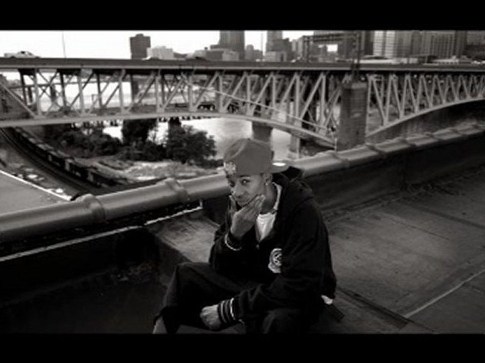 Wiz Khalifa - Ozs  Lbs (Feat. Chevy Woods  Berner) 2012