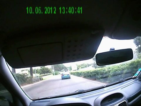 Through the windshield of my car - A travers le pare-brise de ma voiture -2-