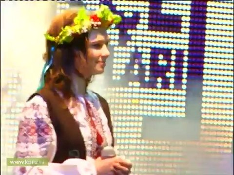 Karlı kayın ormanında Ukrayna EDİRNE 10.Türkçe Olimpiyatları