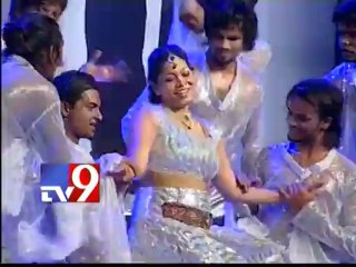 Satya dance troop performs Allu Arjun's medley - Part 2