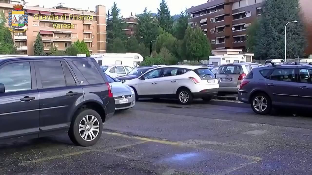 Varese - La Gdf sequestra yacht a imprenditore evasore (09.06.12)