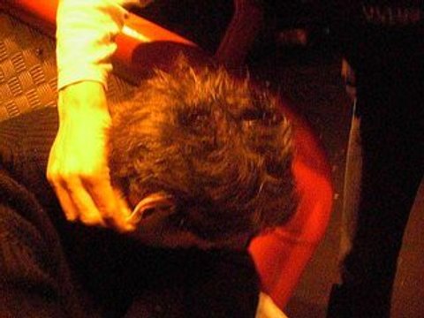 mec déchiré keswest splendide!