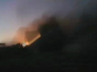 Syria فري برس  حمص الرستن هام الصاروخ وهوه يفجر المنزل  10 6 2012 Homs