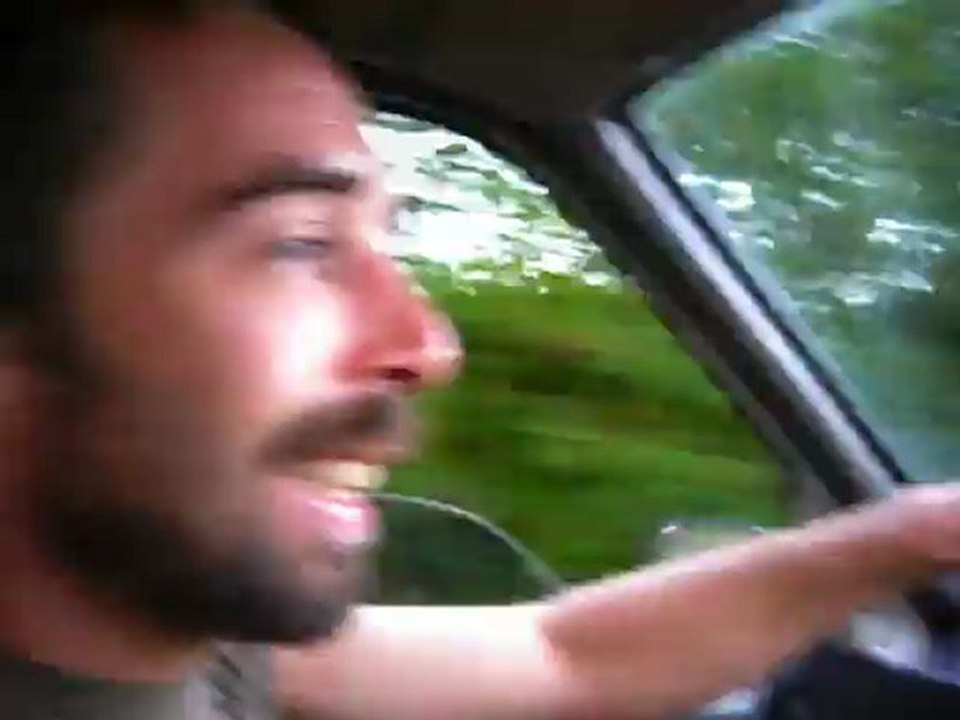 Direction le Piton de la Fournaise en 205