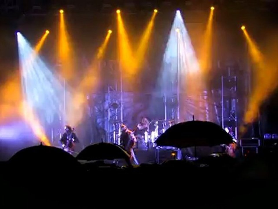 DVD CHIEN A PLUMES 2011 / EXTRAIT N°4 ... Apocalyptica rencontre Katzenjammer