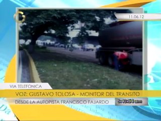 Choque de gandola mantiene retraso vehicular la Francisco Fajardo