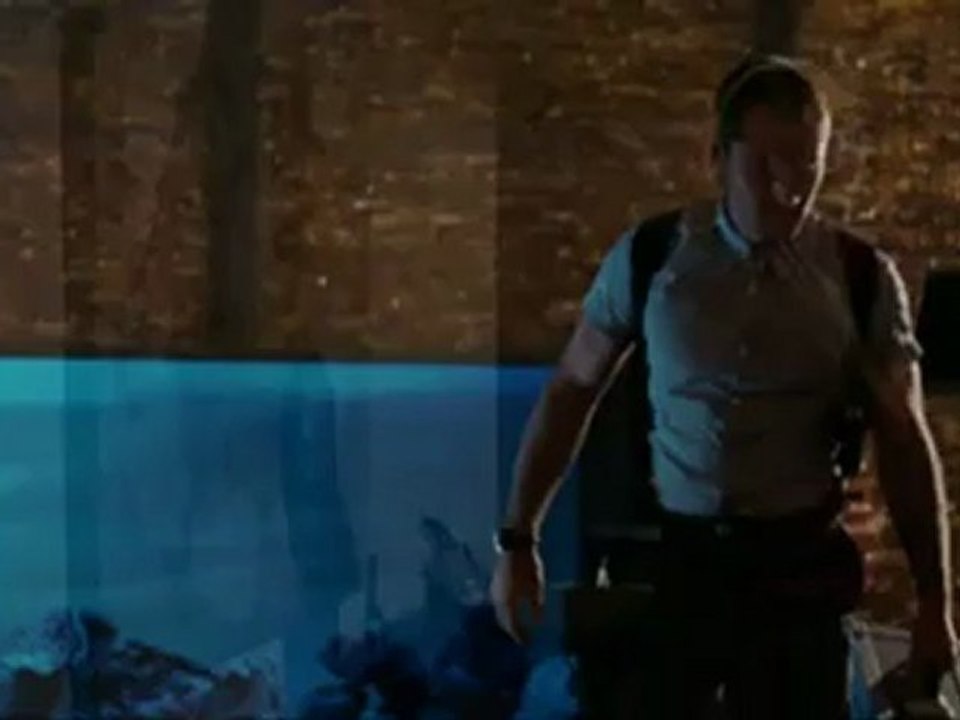 Repo Men - Clip Attacked