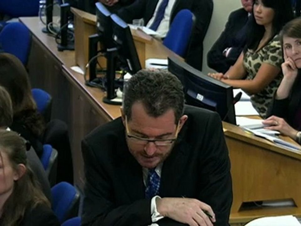 Brown denies he 'declared war' on Murdoch