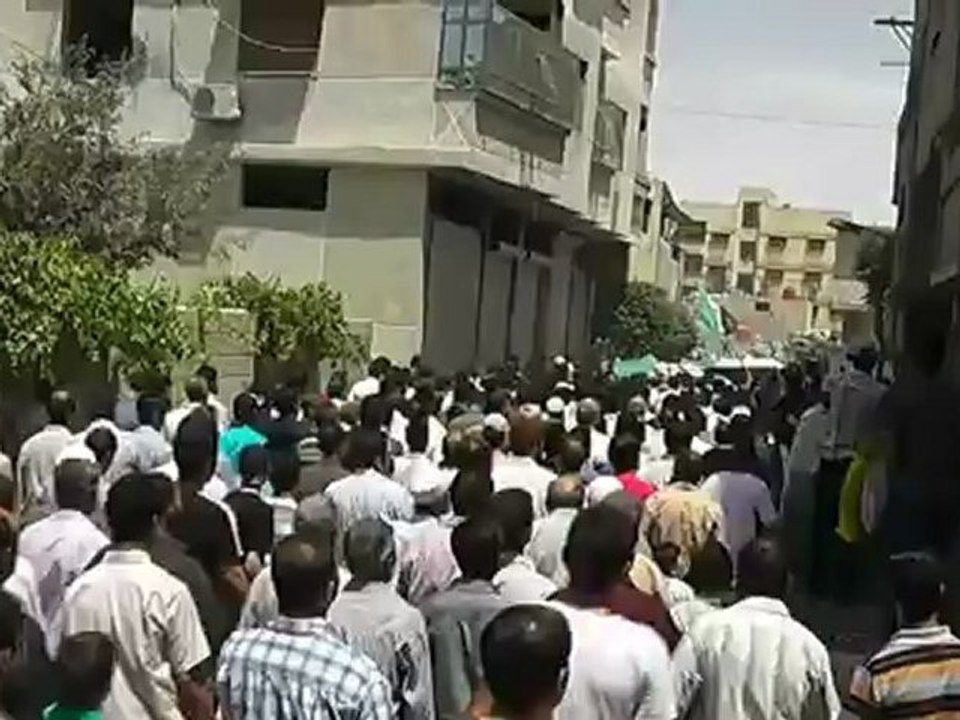 Syria فري برس  ريف دمشق حمورية  تشييع شهداء المجزرة  15 06 2012 ج1 Damascus