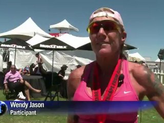 2,000 triathletes "escape from Alcatraz"