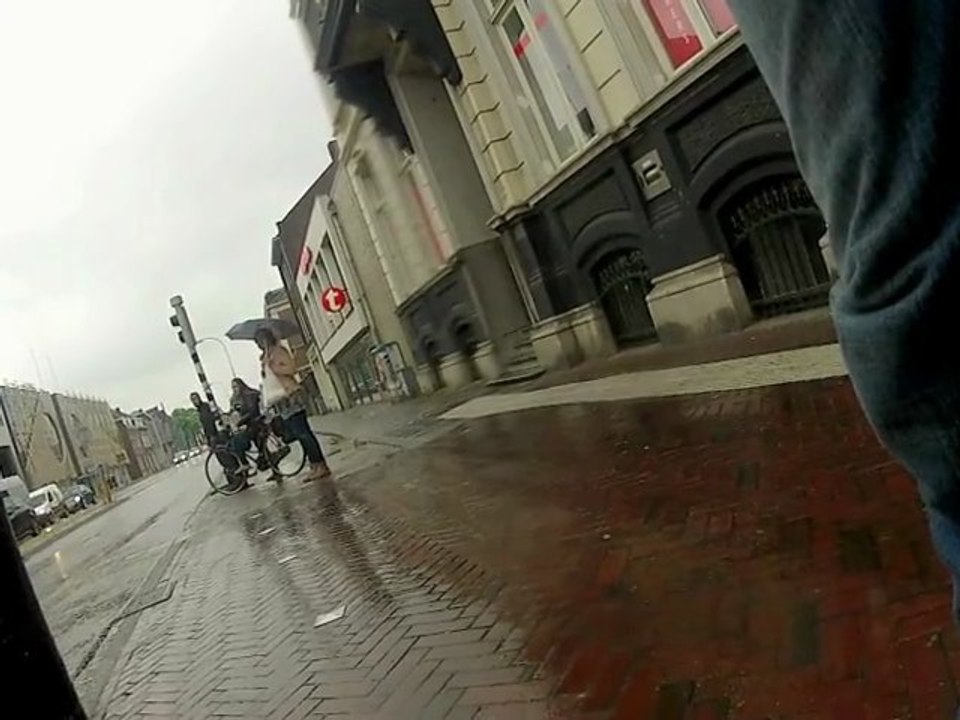 Pagani productions test video go pro hero 2 motorsports edition roermond 4-6-2012