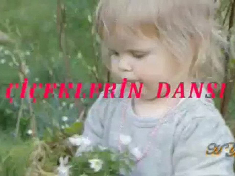 çiçeklerin dansı
