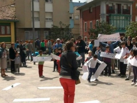Concentración en Defensa de la Educación Pública 22M Candás. Asturias