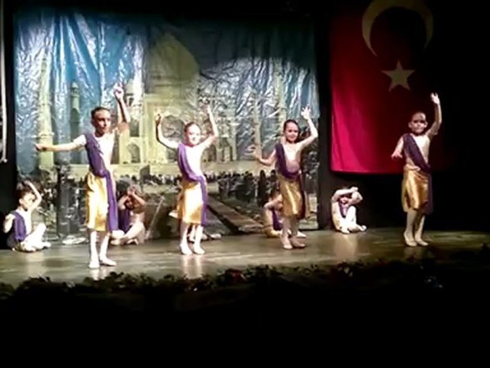 Nil Duru Eren 10 Haziran 2012 Yıl Sonu Bale Gösterisi