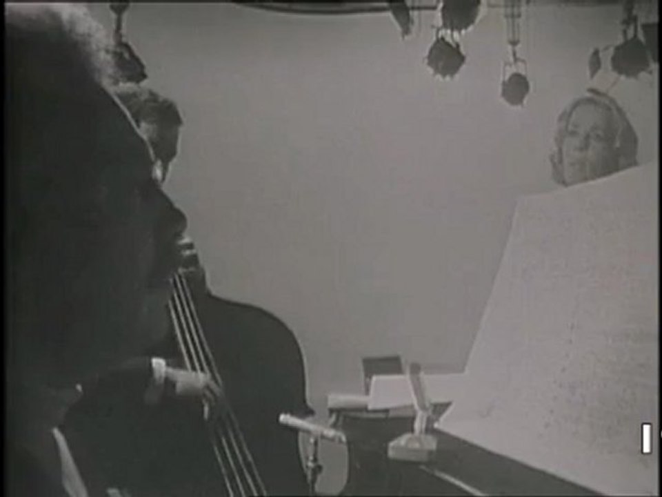 Jeanne Moreau - Les ennuis du soleil (1968)
