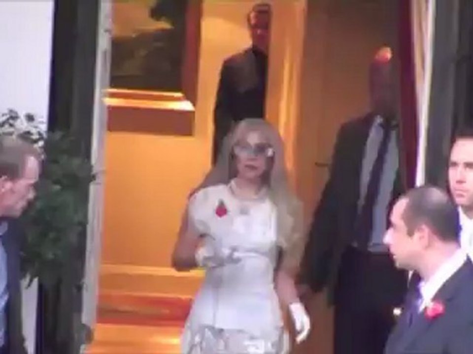 Lady Gaga Suffers Concussion at Concert