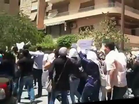 Syria فري برس حلب الفرقان مظاهرة واطلاق رصاص 11 6 2012 Aleppo