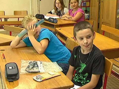 Apprendre l'anglais avec un MP3 en CM2, école Jean Moulin - TLSV Luçon - tlsv.fr