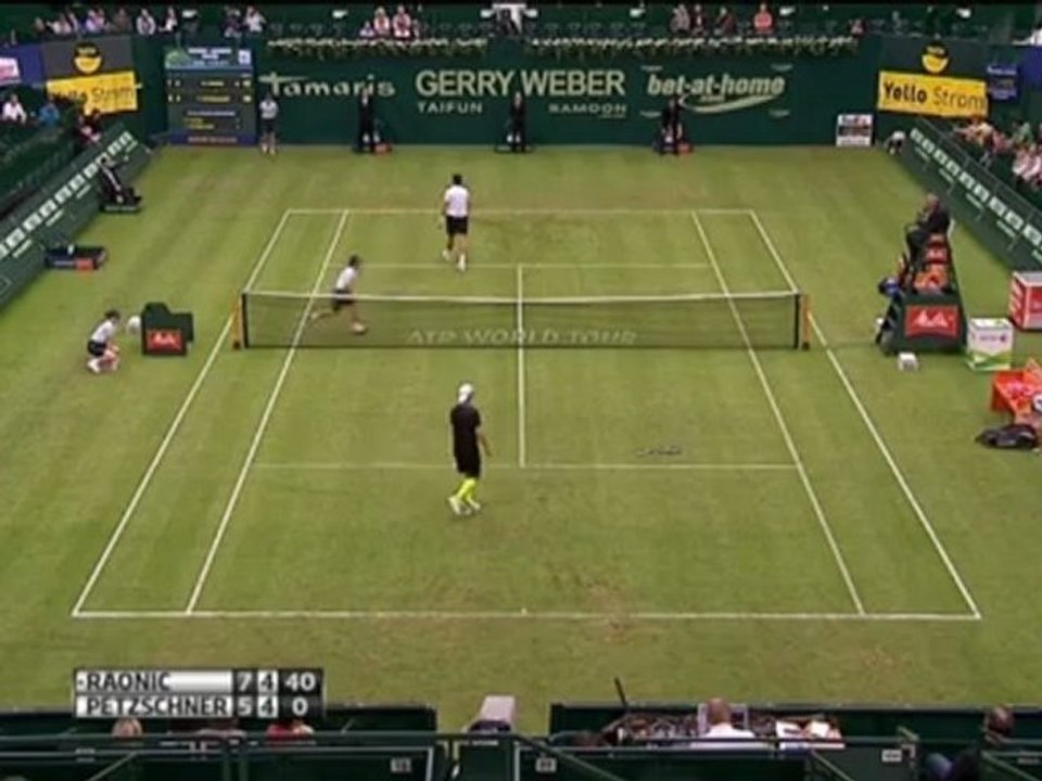 Raonic ends Petzschner hopes