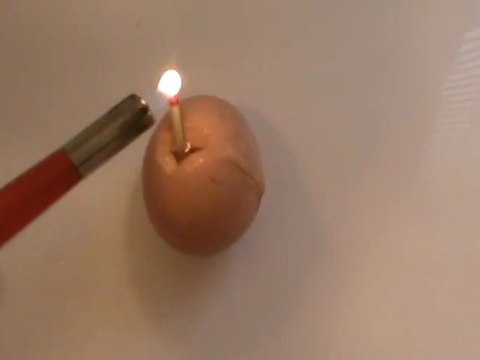 Comment faire éclater un œuf (Expérience)
