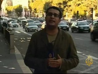 اضراب بسبب اقتطاعات في رواتب الموظفين بإسبانيا