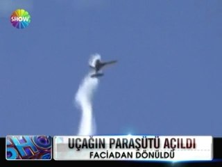 Arjantin uçağın paraşütü açıldı - 11 haziran 2012