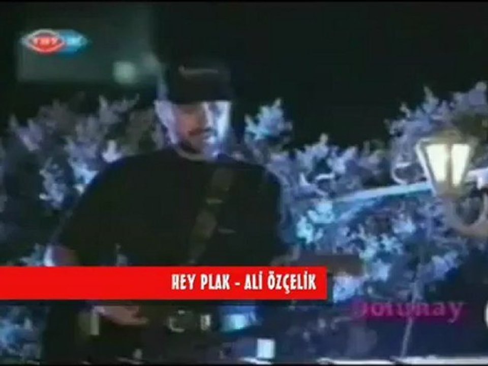 Üç Hürel - Haram
