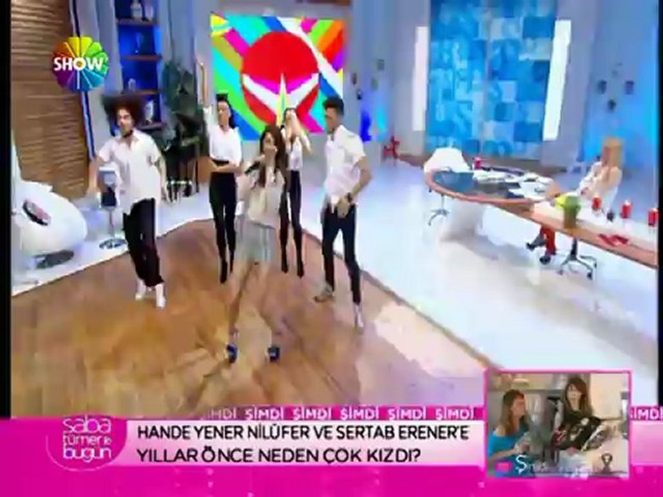 Hande Yener - Havaalanı şarkısı