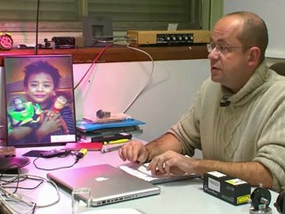 Holographie couleur, 1 chercheur 1 manip