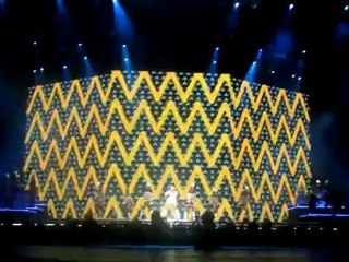 express yourself madonna mdna tur istanbul