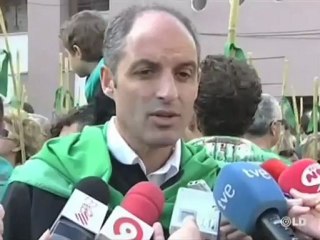 Camps pide tener "confianza y paciencia" ante "tanta mentira"