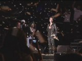 Justin Bieber drives his fans wild in Mexico