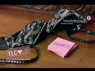 Boob tribute in England: big, small, sagging..or great !