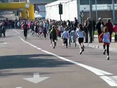Semi Marathon Troyes 2012 Cam Fixe passage de 8 à 10 min