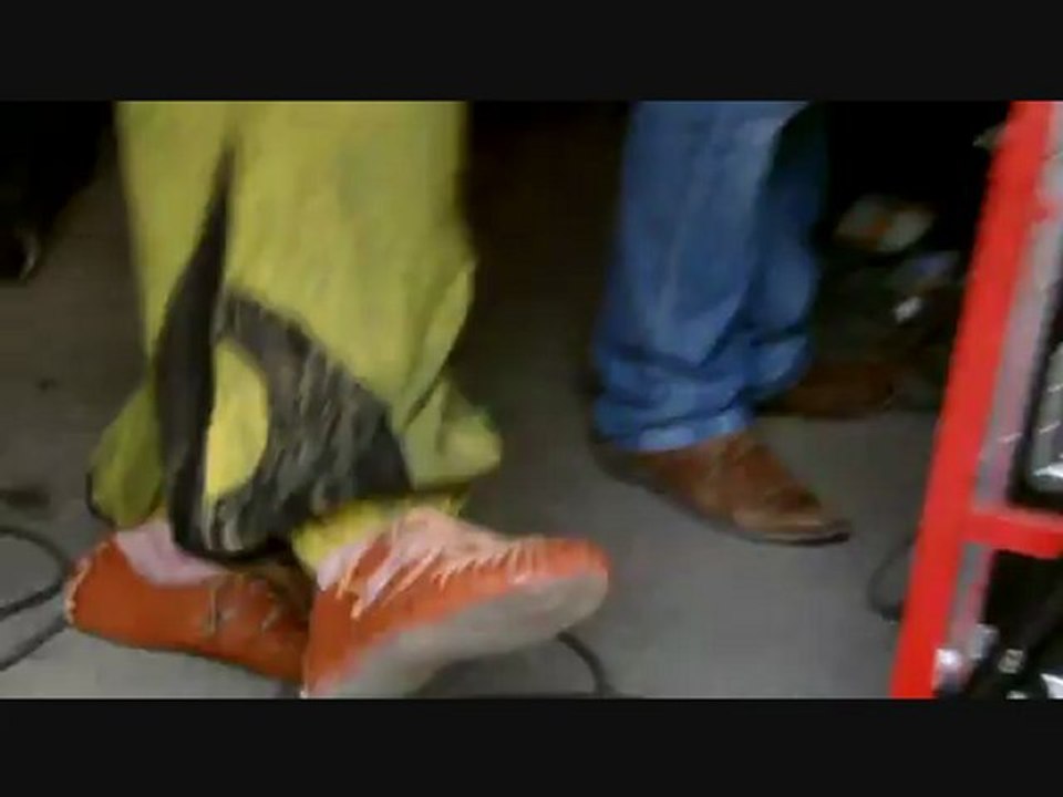 Psy-Travel Parties: Rosis neue Schuhe