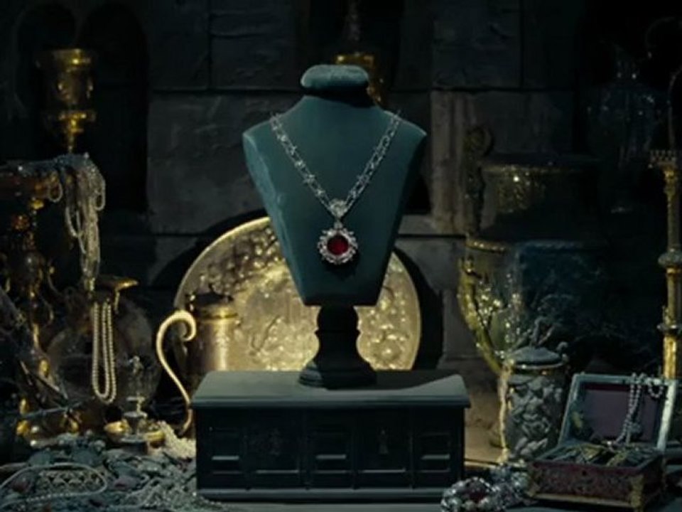 Dark Shadows - Clip Welcome Home