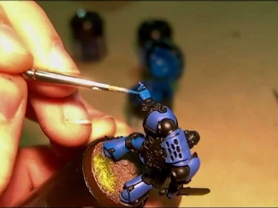 Painting a Space Marines Sargent El's Way Part 1 - Armour