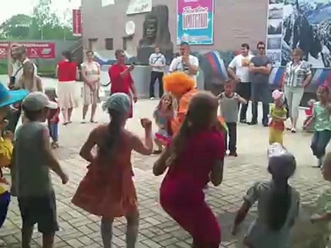 Развлекают самых маленьких