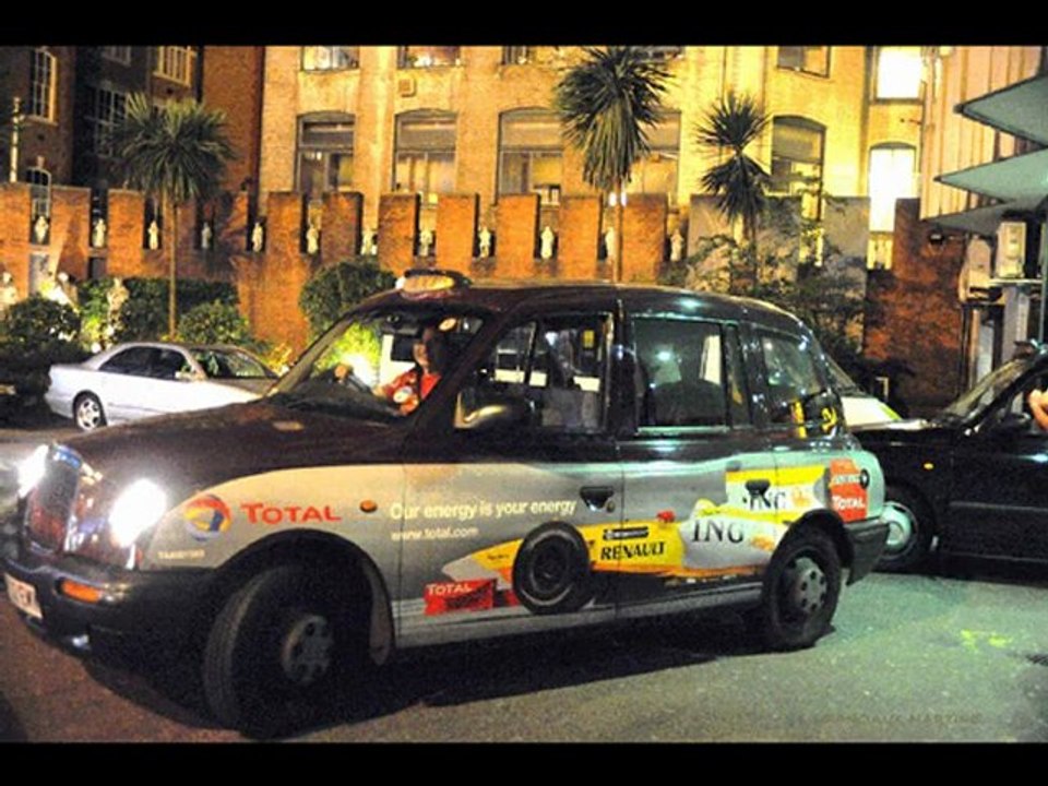 ©PUBS ON THE ROAD PHOTOS&PHOTOS-PEINTURES MARTINE ANCIAUX ©TELEVISION