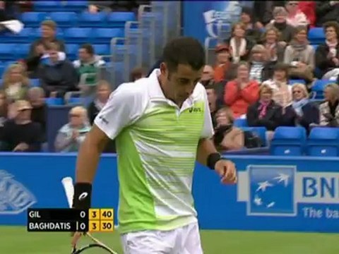 Baghdatis batte Gil - Queen's, 1° turno