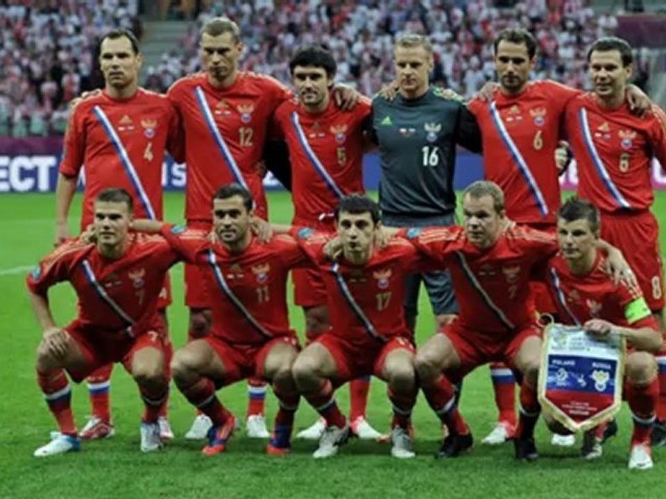 ЕВРО 2012 ТВ кадр  Польша-Россия и гол Алана Дзагоева