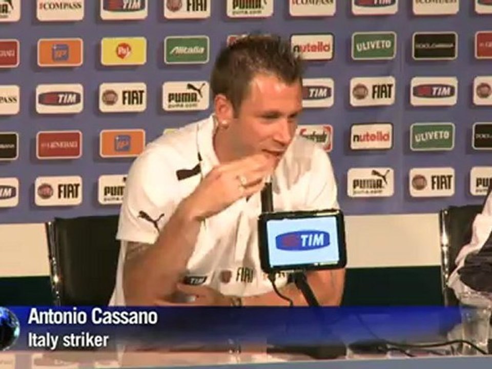 Cassano apologises for using gay slur