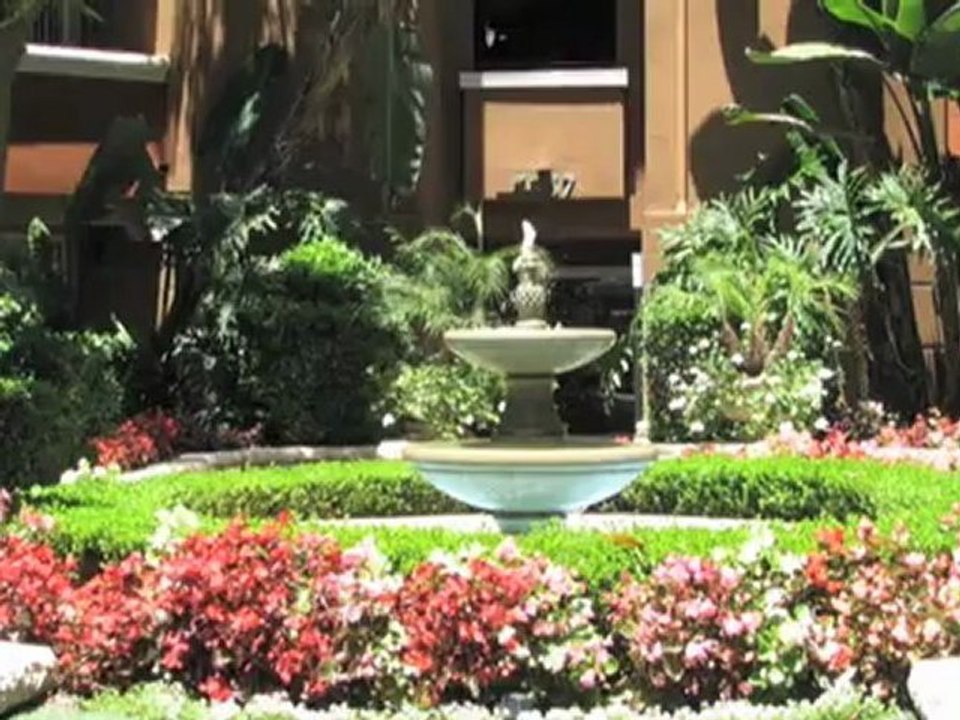 Villas at Park La Brea Apartments in Los Angeles, CA - ...