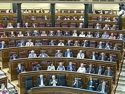 Sáenz de Santamaría culpa al PSOE de actual situación