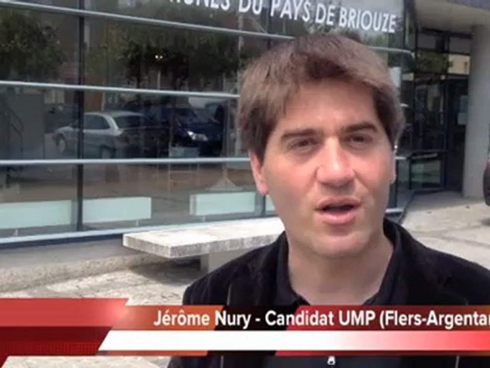 Jérôme Nury sur le marché de Flers