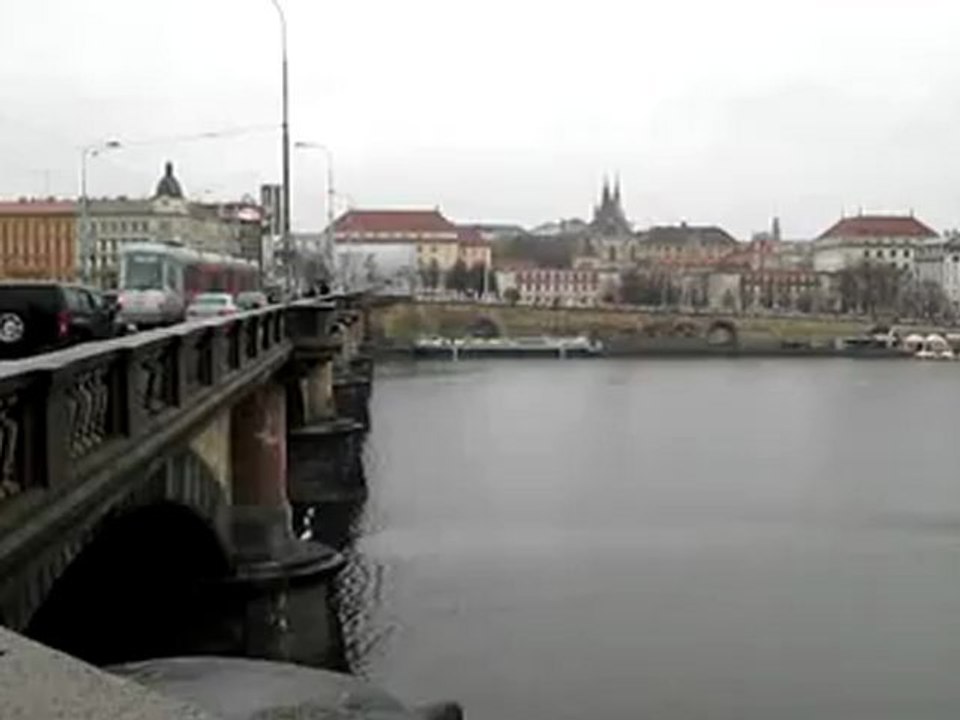 Canon PowerShot A3400 IS 16.0 MP Digital Camera with 5x Optical Image IS ukázkové video